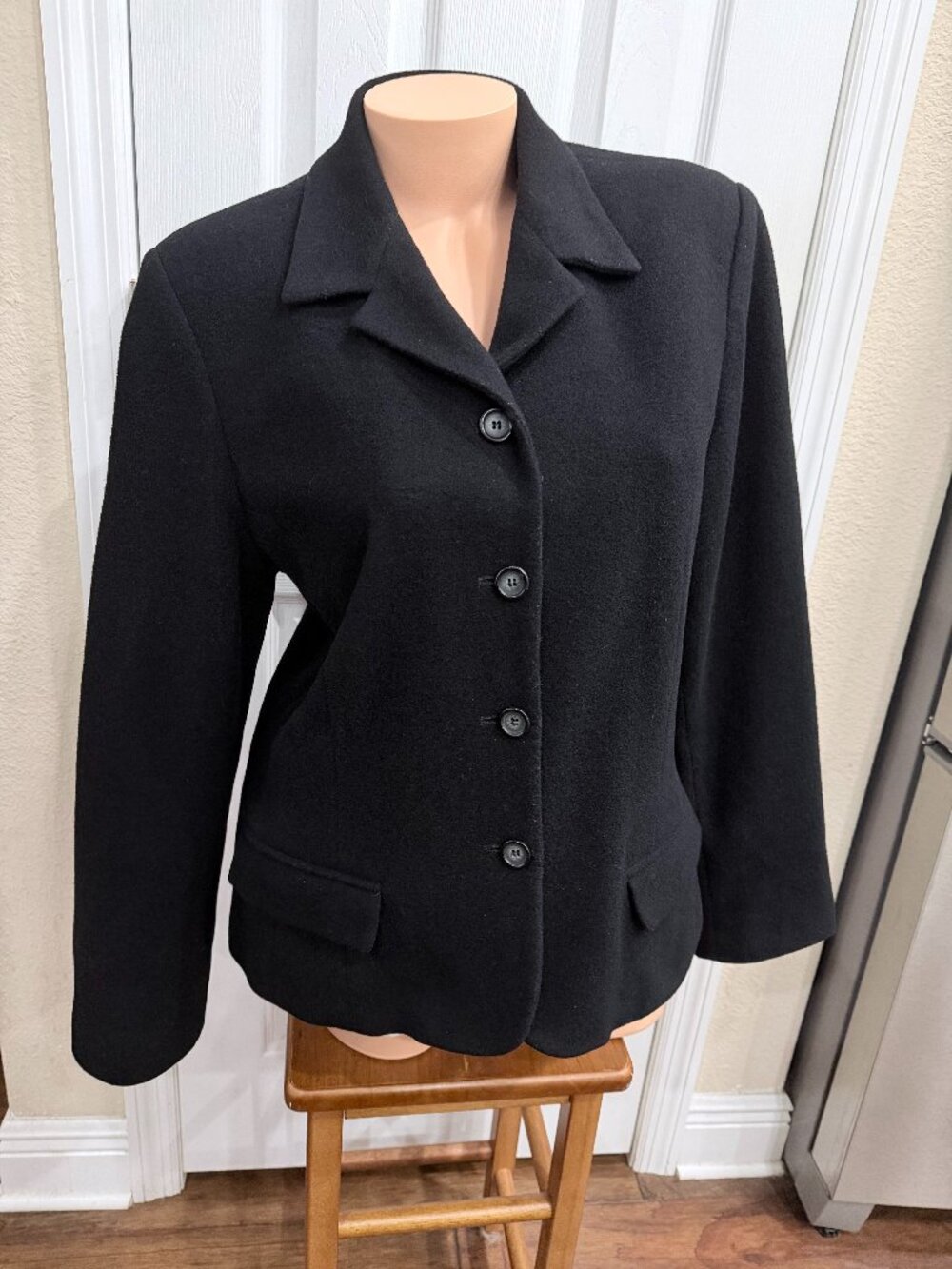 Vintage Harvé Benard Black Tailored Blazer Jacket Women’s M Wool Look